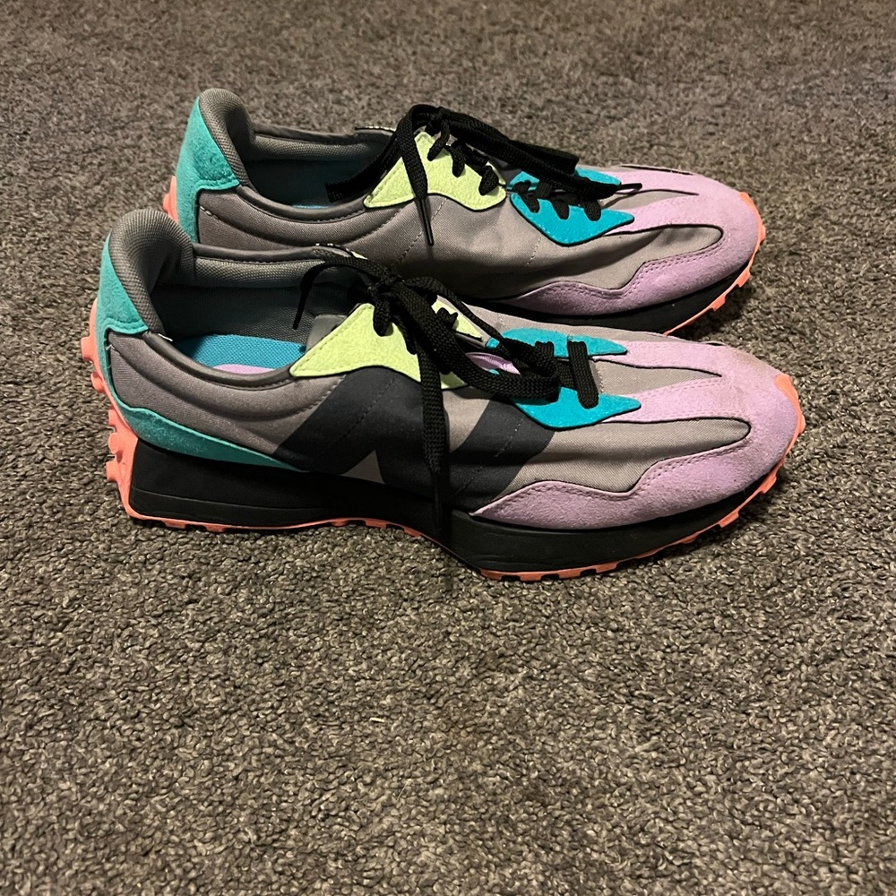 New Balance Gray and Teal Sneakers